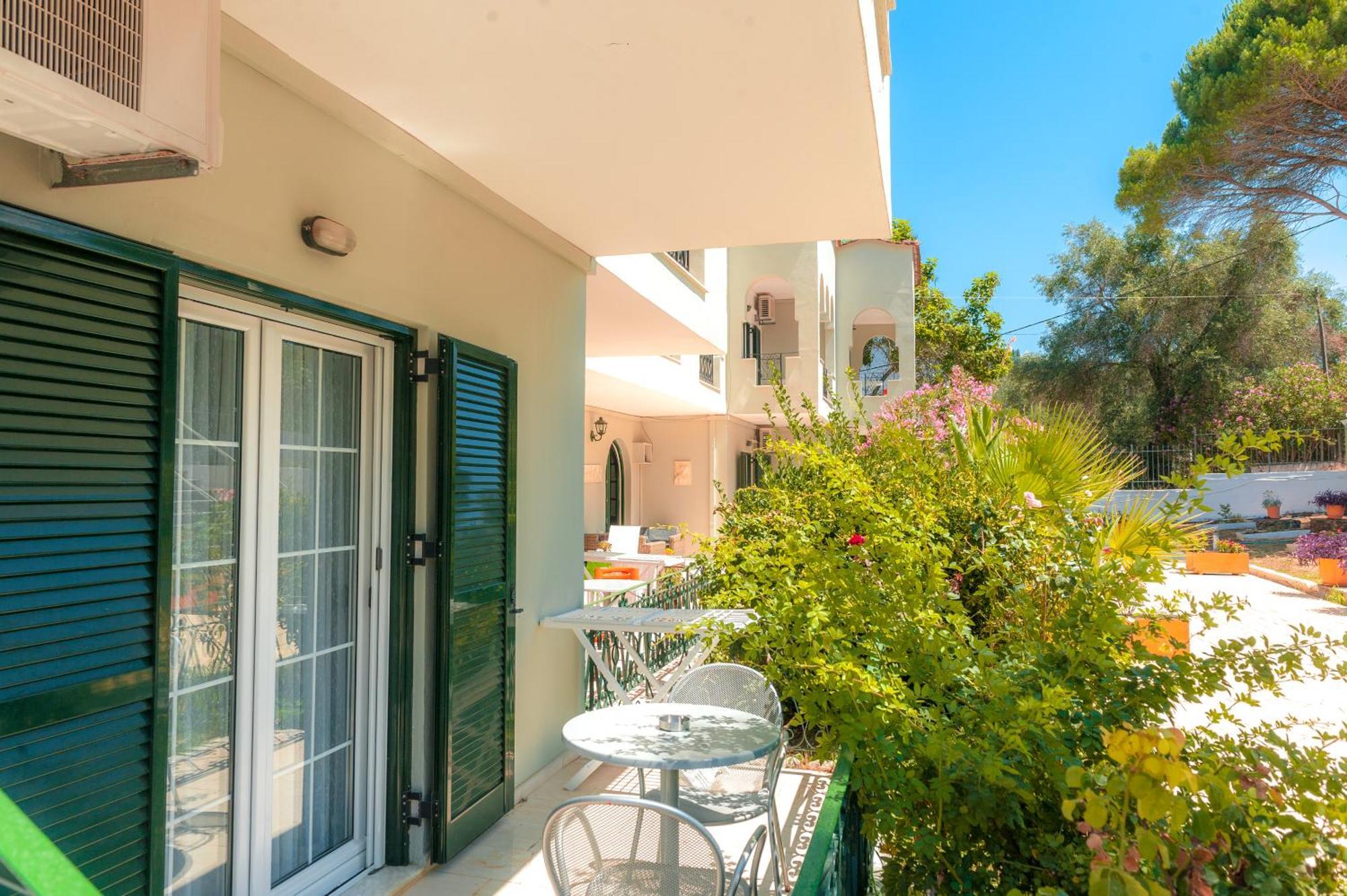 Vassilis Paradise Garden Aparthotel Айос-Єорйос-Пагон Екстер'єр фото