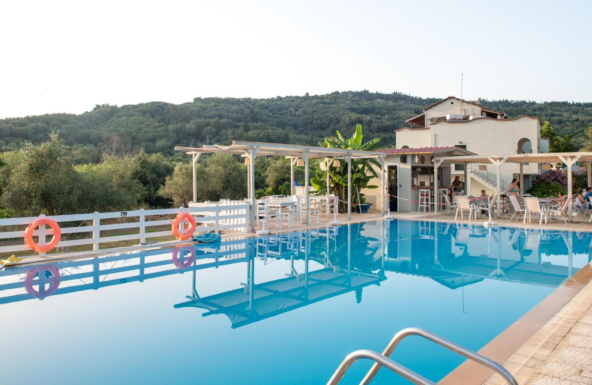 Vassilis Paradise Garden Aparthotel Айос-Єорйос-Пагон Екстер'єр фото